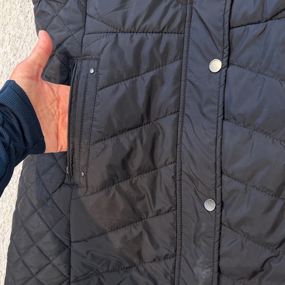 Weatherproof Women's Quilted Black Vest - Picture 3 of 5